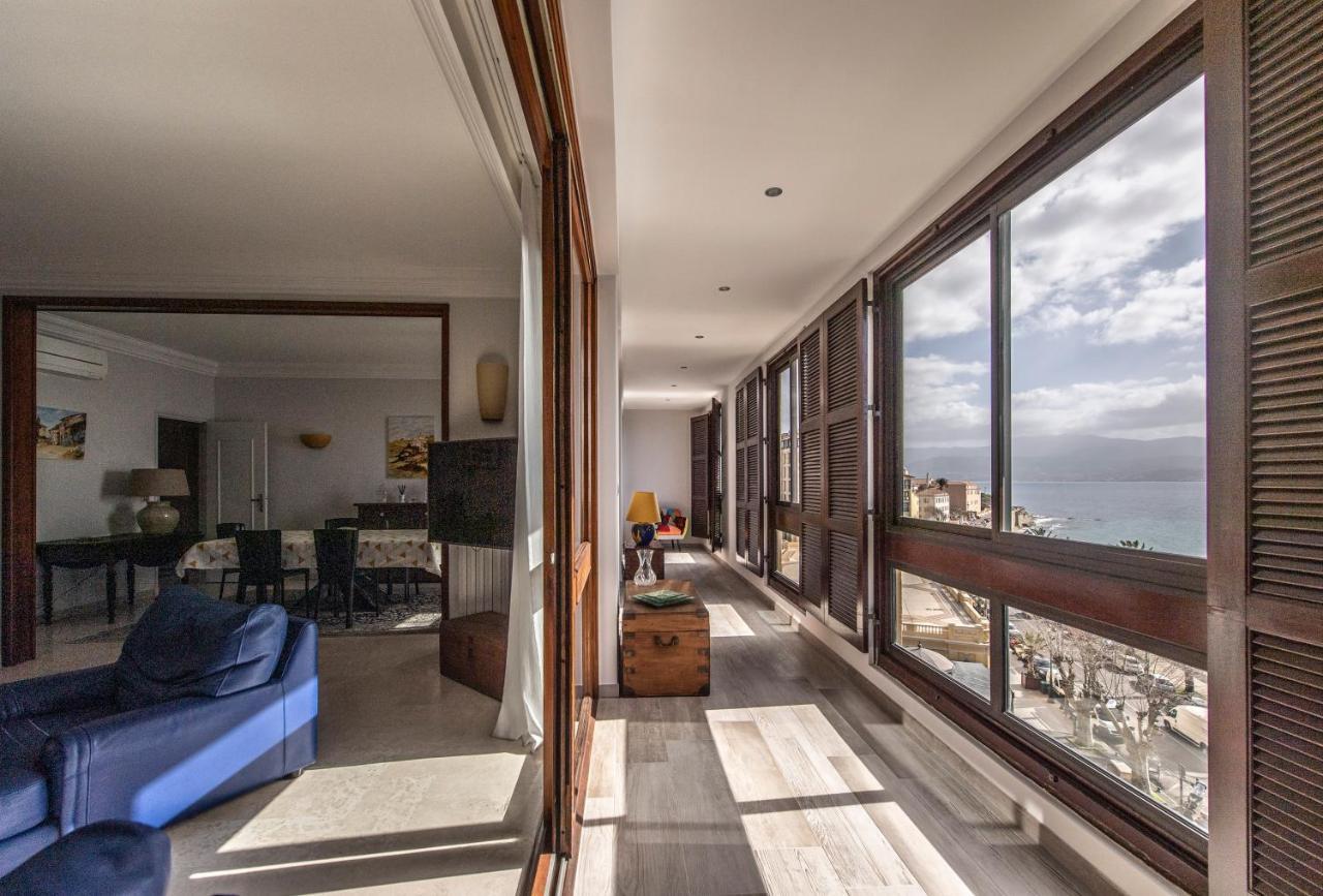 Appartement Front De Mer Hyper Centre 아작시오 외부 사진